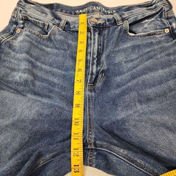 American Eagle Women's Size 10 Relaxed Mom Jeans Distressed - Picture 4 of 10